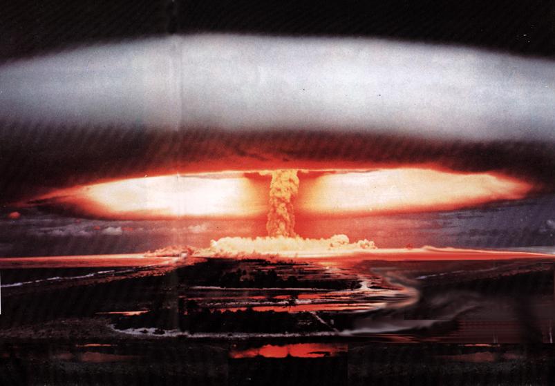 核武器神秘化的历史背景：原子弹爆炸有如圣灵逞威