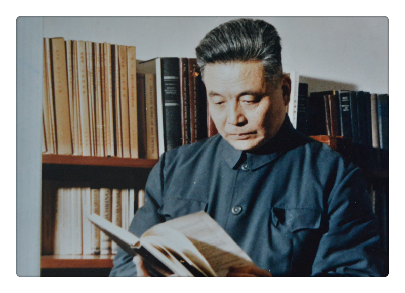 1984年在院部老点办公室